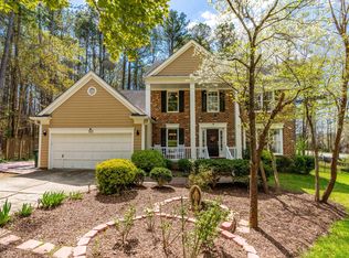 121 Woodruff Ct, Cary, NC 27518