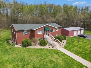 10477 S Sprinkle Rd, Vicksburg, MI 49097