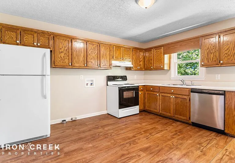 250 Avena Rd #11 — Photo 6