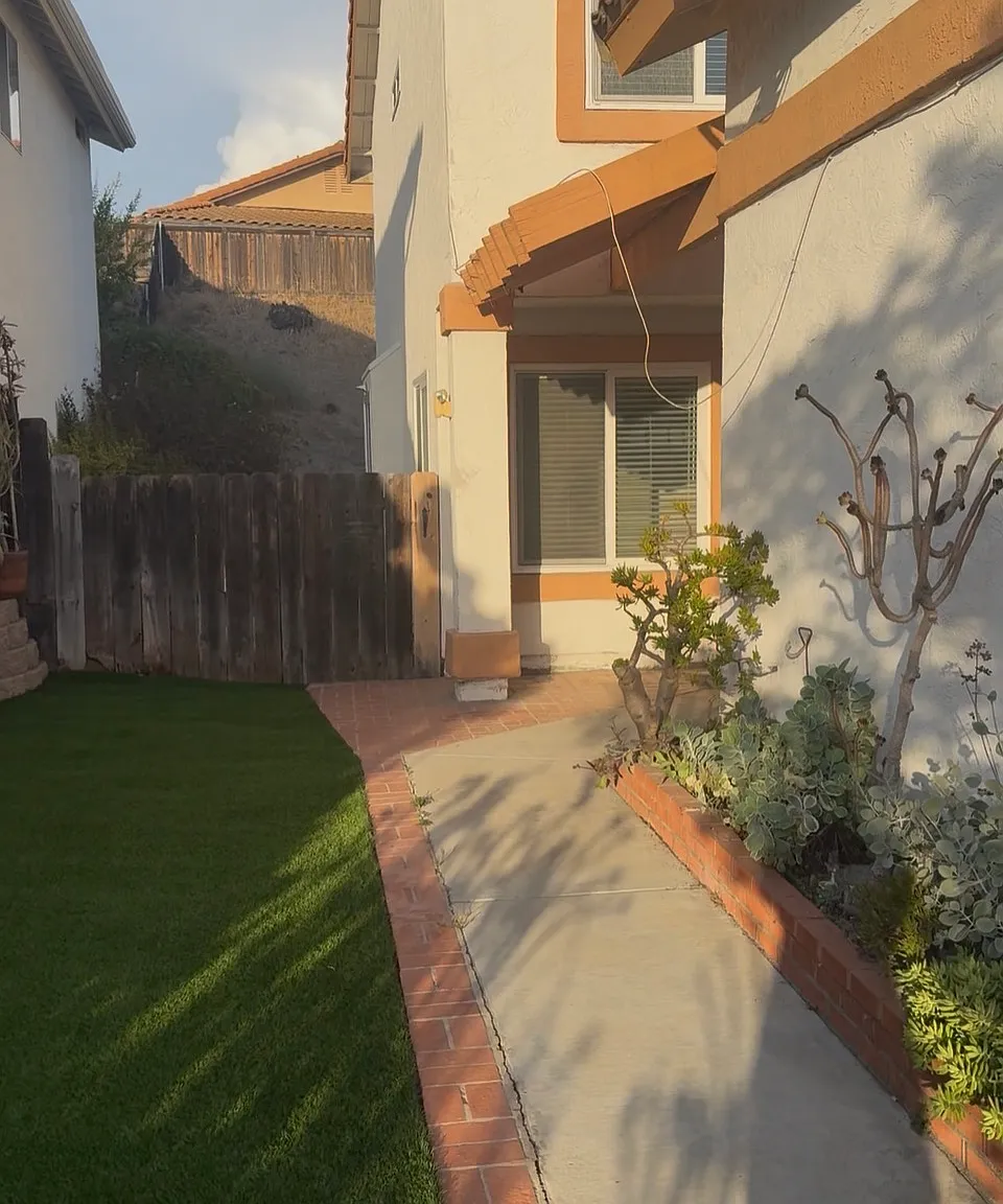 4 bed, 1557 sqft, $4,250 — Photo 2