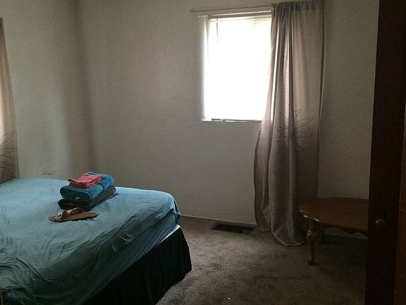 5th image of 2220 E Willamette Ave