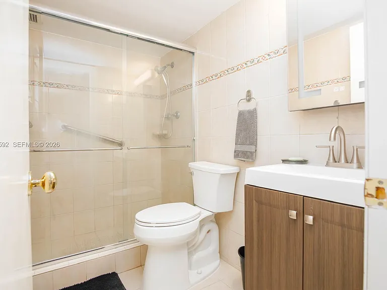 5555 Collins Ave #14U — Photo 21