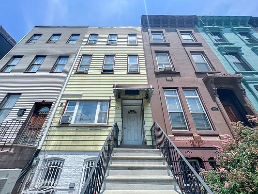 Rented by Highline Residential | media 15