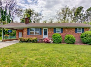 314 Southridge Rd, Jamestown, NC 27282