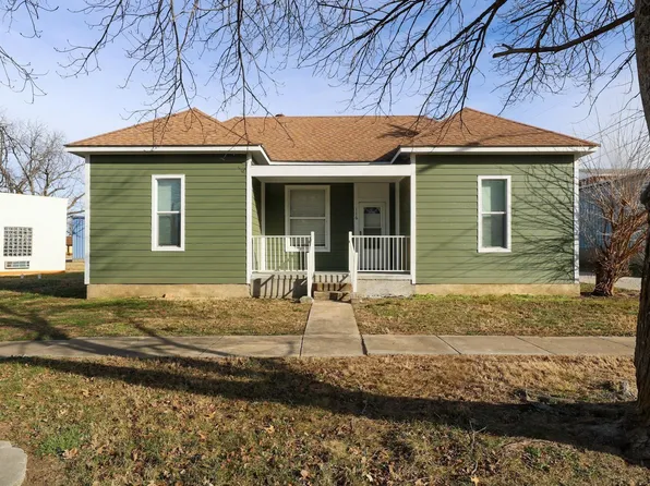 116 N 4th St, Madison, KS 66860