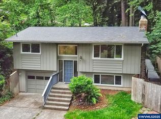 1745 NE West Devils Lake Rd, Lincoln City, OR 97367