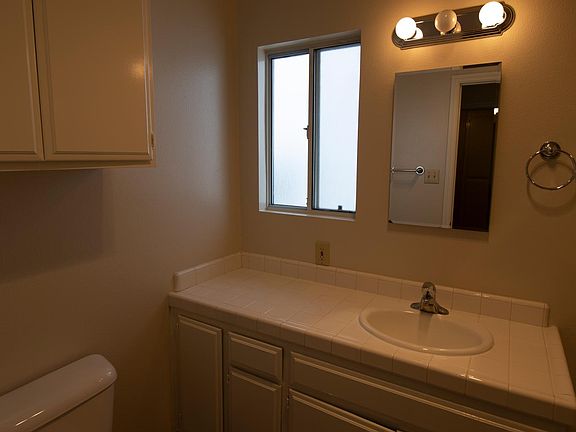 upstairs 1st bath