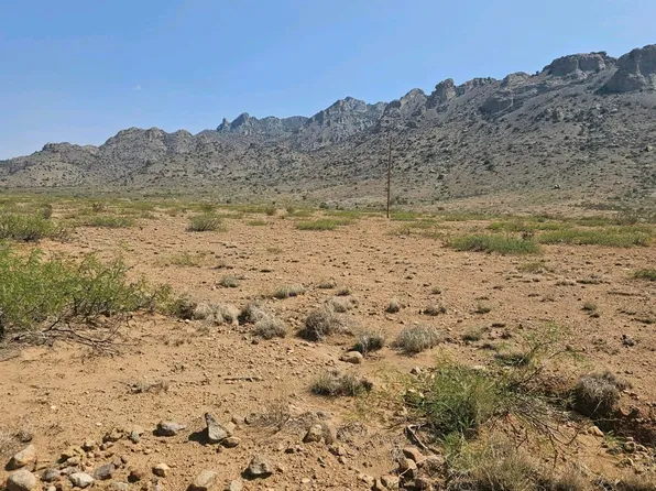 Challa Rd SE, Deming, NM 88030