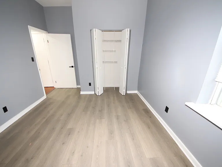 19 E Centre St #5 — Photo 14
