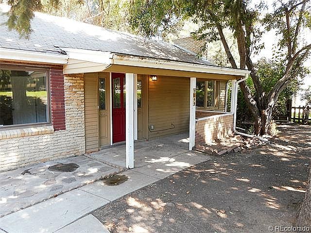 2nd image of 2660 S Syracuse Way