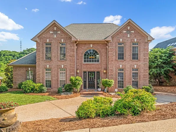 107 Spy Glass Way, Hendersonville, TN 37075