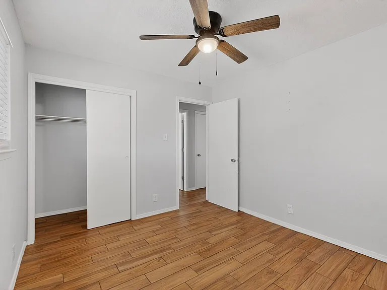 225 Hanosh Ct SE #3 — Photo 15