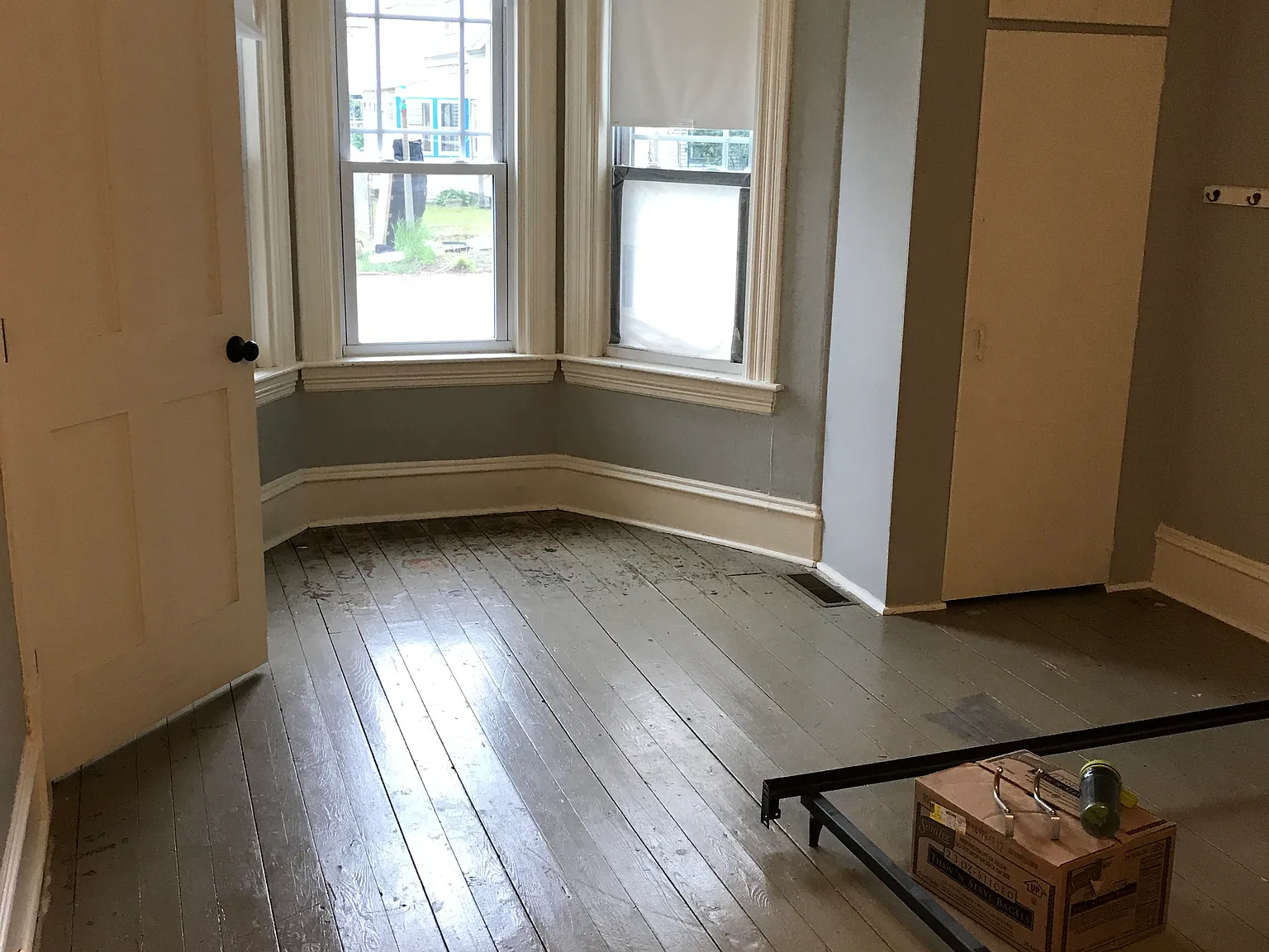 4 bed, 1134 sqft, $4,300 — Photo 4