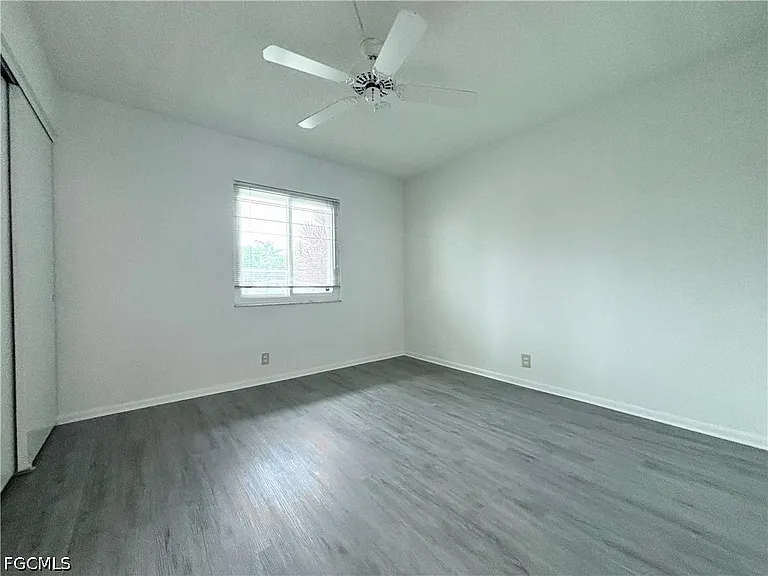 2264 Winkler Ave #107 — Photo 8