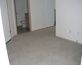 2nd image of 8415 NE 37th Cir