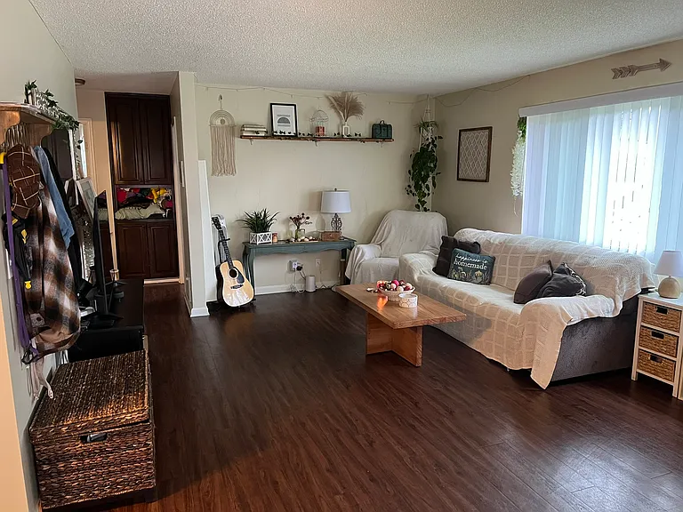 219-221 N San Gabriel Ave #D — Photo 4