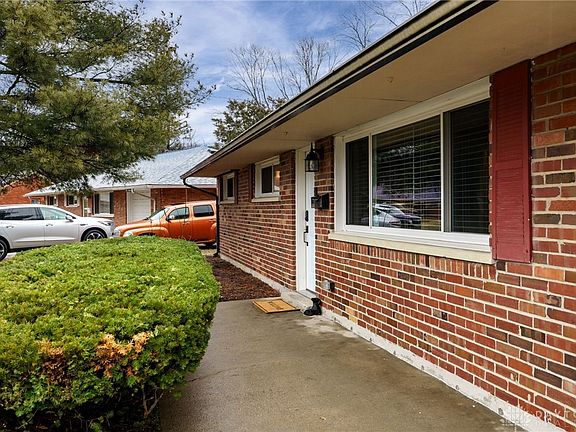 5th image of 1596 Lanbury Dr