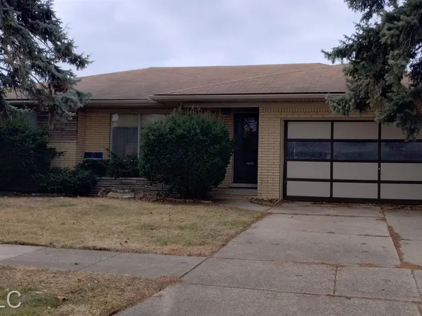 26735 Haverhill Dr, Warren, MI 48091