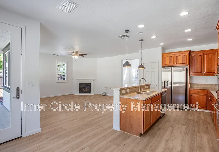 5560 McFarlan Ranch Dr — Photo 9