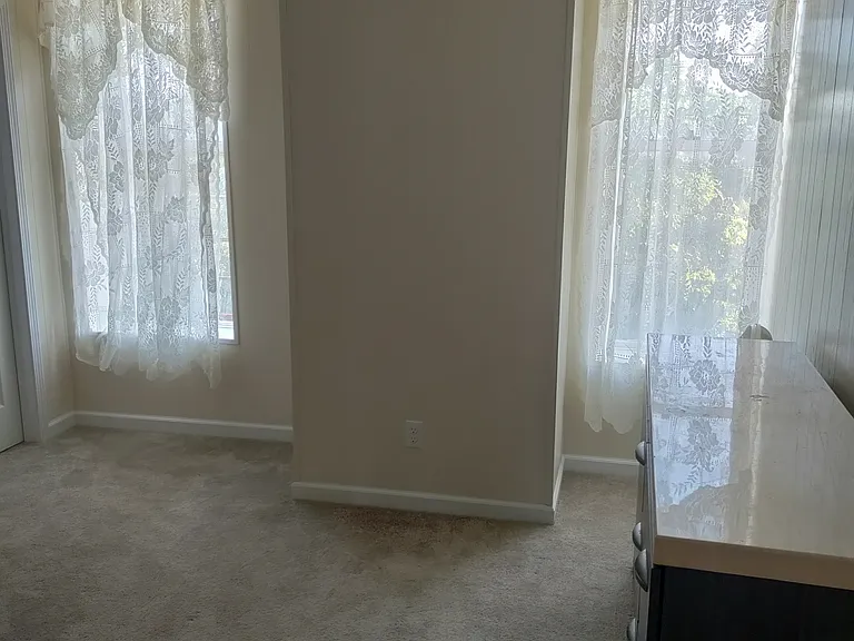 342 Broad St #5 — Photo 4