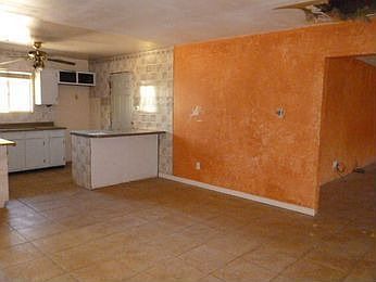 5th image of 1329 E 22nd St