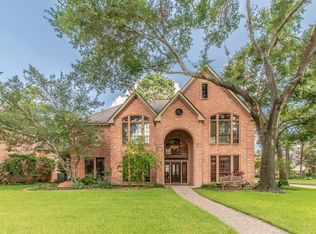 6834 Cherry Hills Rd, Houston, TX 77069