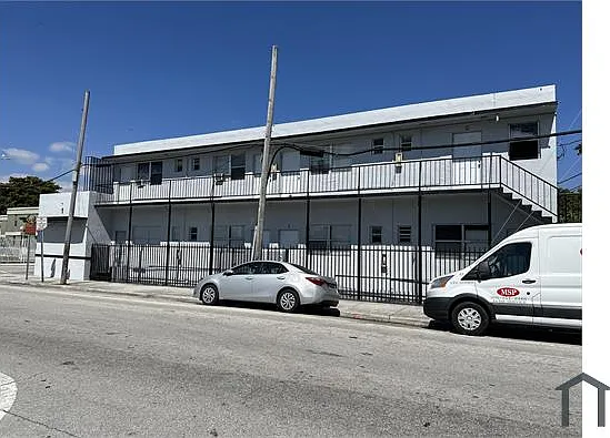 1 bed, 375 sqft, $1,499 — Photo 1