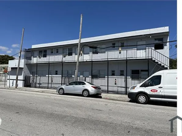 467 NW 8th St, Miami, FL