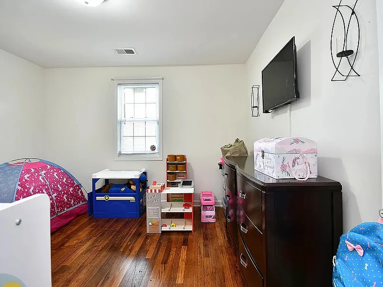 4 Blossom Dr — Photo 6