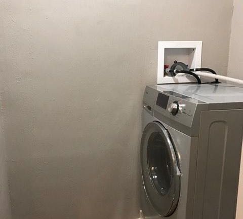 2nd image of 2621 N Moreland Blvd APT 201