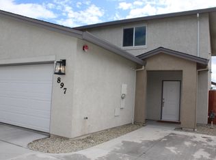 897 Congaree Ln, Redding, CA 96001