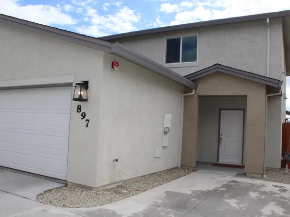 897 Congaree Ln, Redding, CA 96001