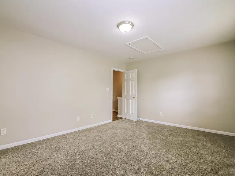 1250 Braemar Highland Dr — Photo 14