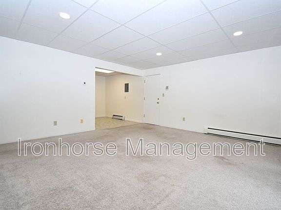 4th image of 805 W Villard St APT 6