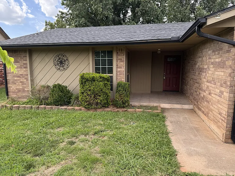 1405 Jupiter Rd — Photo 4