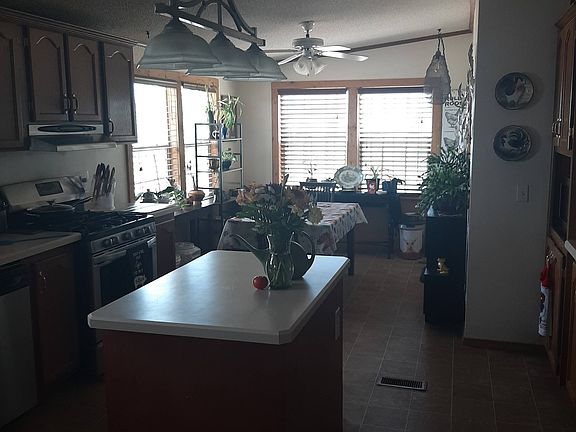 3rd image of 628 Q St