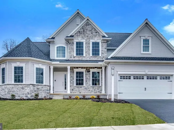 5345 Wilshire Rd, Harrisburg, PA 17112