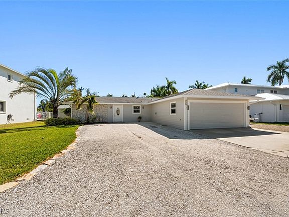 3rd image of 7238 Coca Sabal Ln