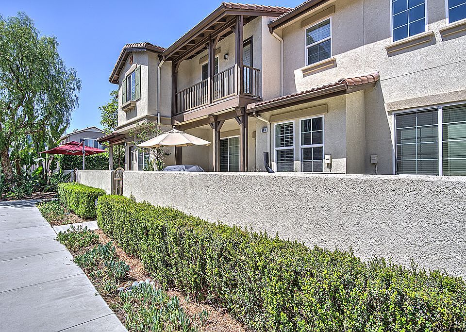 1st image of 365 W Mountain Holly Ave