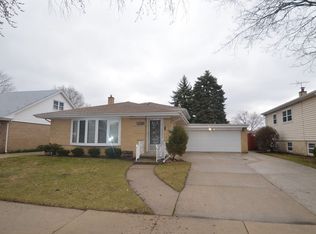 9821 S Kolmar Ave, Oak Lawn, IL 60453