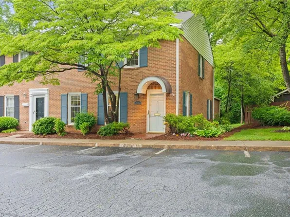 4030 E Huntingreen Ln #E, Winston Salem, NC 27106