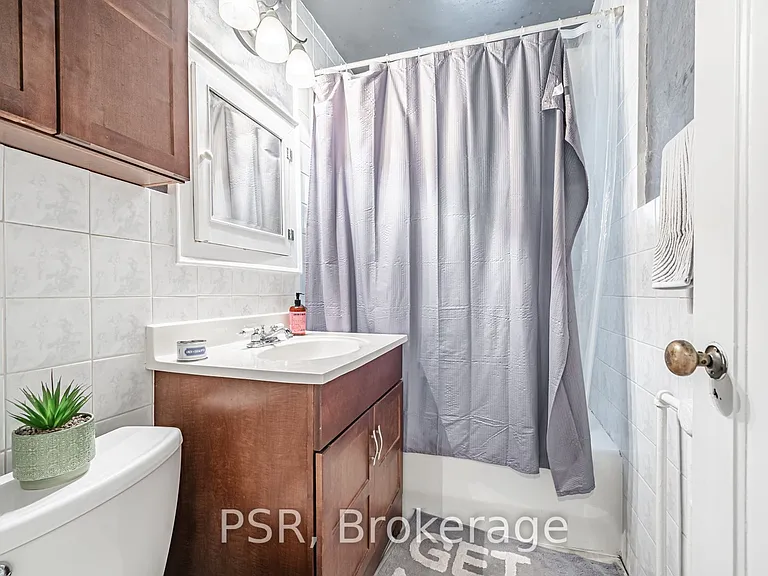 480 Oriole Pkwy #108 — Photo 15