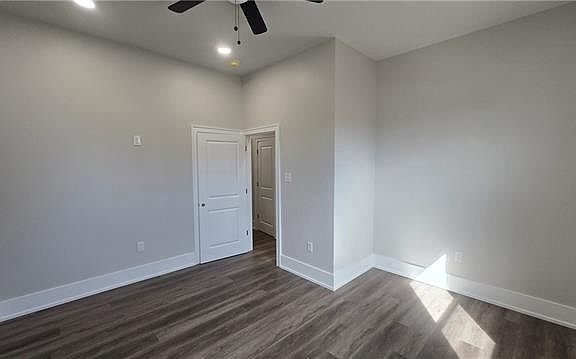 4th image of 3617 Park Blvd