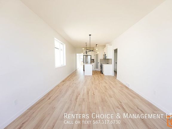 2nd image of 314A Uplands Blvd N