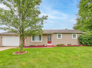 7059 Bray Rd, Vassar, MI 48768