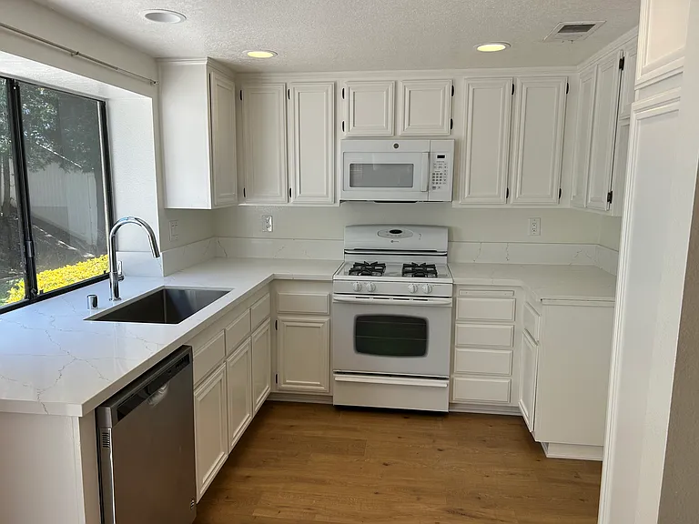 8232 E Flowerwood Ave — Photo 3