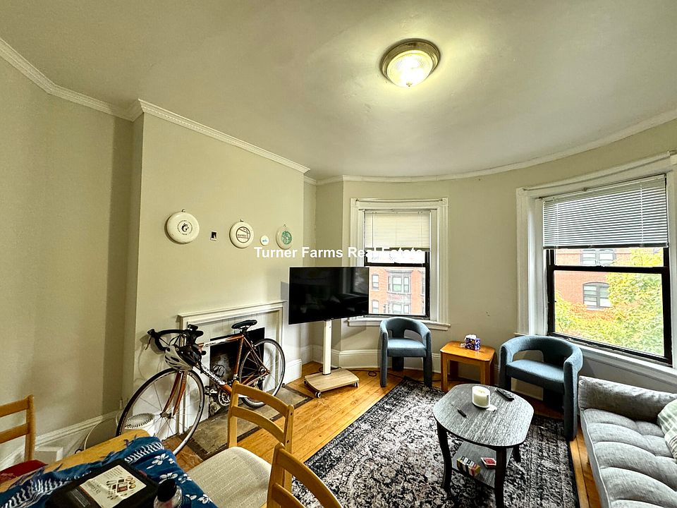 1st image of 614 Columbus Ave #17