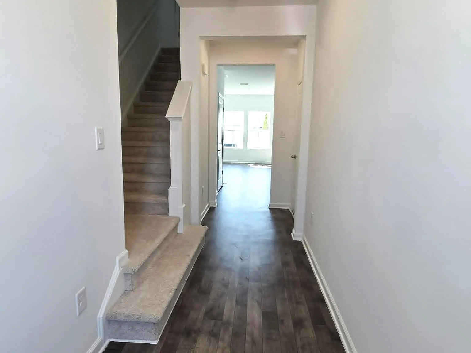 222 Clement Loop - 1 — Photo 3
