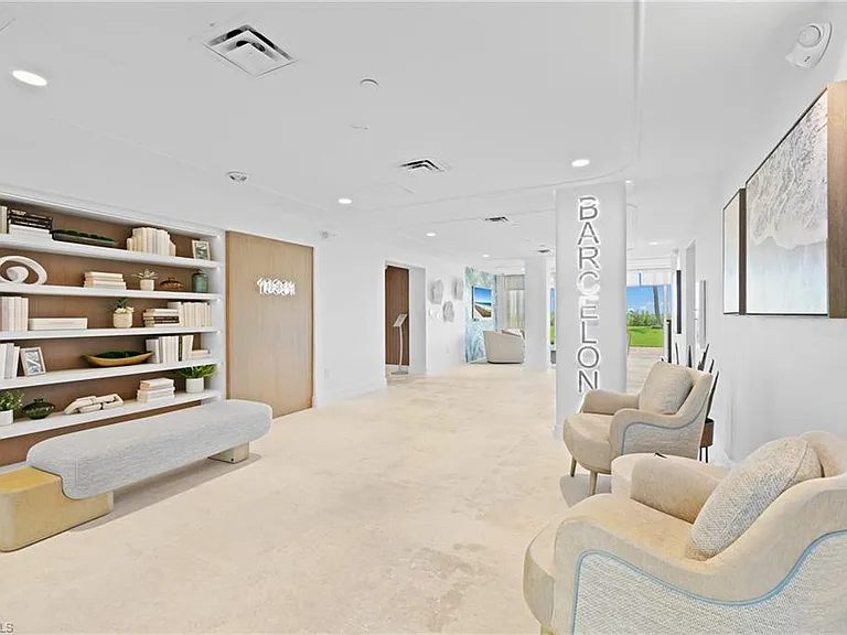 10691 Gulf Shore Dr #1102 — Photo 39