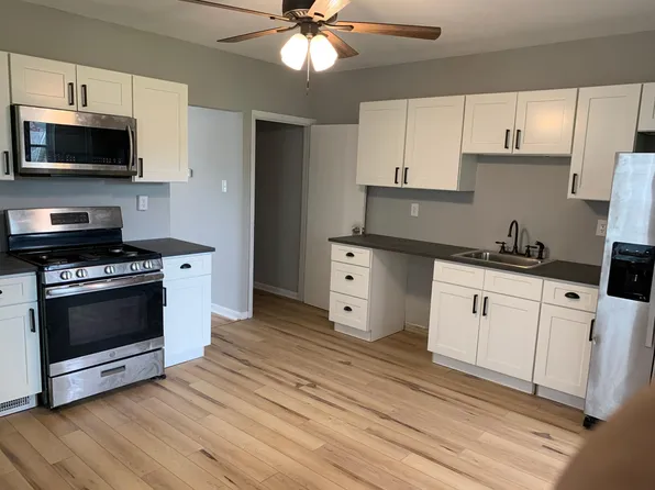 1611 Ellsworth Ave, Carnegie, PA 15106